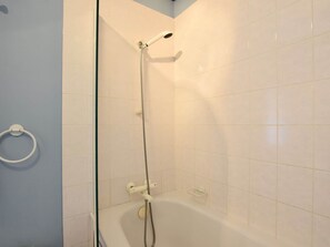 Bathroom - Cozy Weris Cottage Retreat (Durbuy)