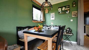 Chalet | Dining