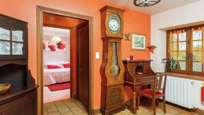 4 bedrooms, individually furnished - House With Heatable Pool Near Sarlat-la-canéda and Beautiful Castles (Calviac-en-Perigord)