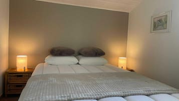 2 chambres, ameublement personnalisé, draps fournis
