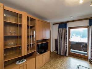 Apartment | Living room