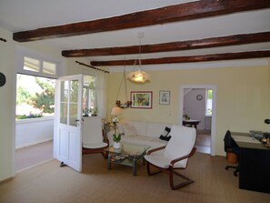 Apartment | Living room - Apartment in Harz Near Ski Slopes (Quedlinburg)