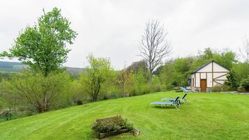 Cottage | Garden