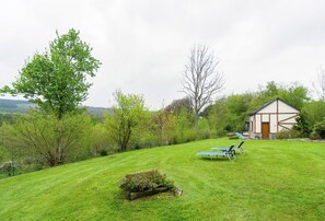 Cottage | Garden