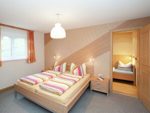 Apartment | 2 Schlafzimmer, individuell eingerichtet, Bettwäsche