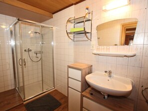 Apartment | Badezimmer