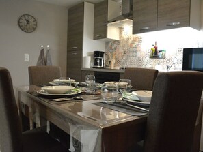 Apartment | Dining - Terrace Apartment, Trois-ponts (Trois-Ponts)