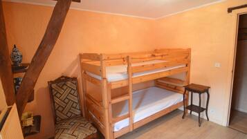 Cottage | 2 bedrooms, individually furnished