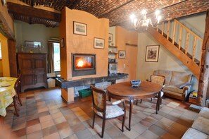 Cottage | Living room - Farm Stay in Barvaux-condroz (Havelange)