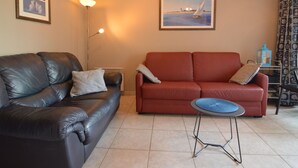 Unclassified image, 5 of 28, button - Luxurious Apartment in Bredene With Swimming Pool (Bredene)