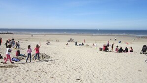 Unclassified image, 2 of 28, button - Luxurious Apartment in Bredene With Swimming Pool (Bredene)