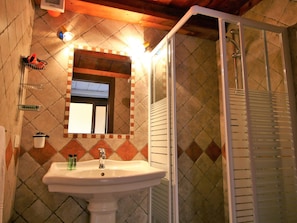 House | Bathroom | Towels