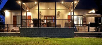 The Chateau Relaxo 4BR  4-1/2BA Open Concept on Kentucky Lake