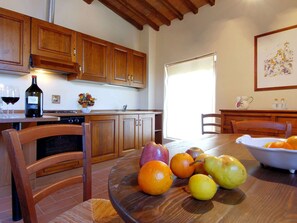 Apartment | Eigene Küche | Hochstuhl