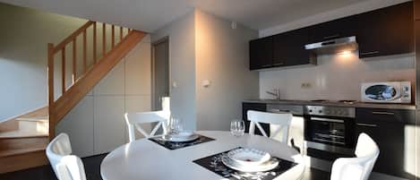 House | Dining