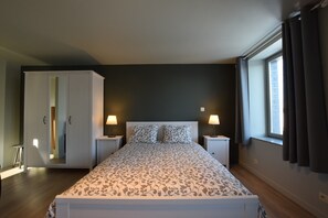 1 bedroom, individually furnished, bed sheets
