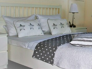 4 bedrooms, minibar, individually furnished, cribs/infant beds