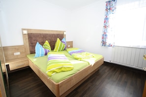 Huis | 4 slaapkamers, individueel gemeubileerd