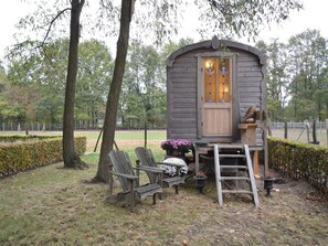 Unclassified image, 5 of 16, button