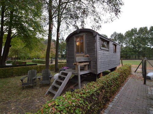 Charming Cottage in Zeeland with Hot Tub