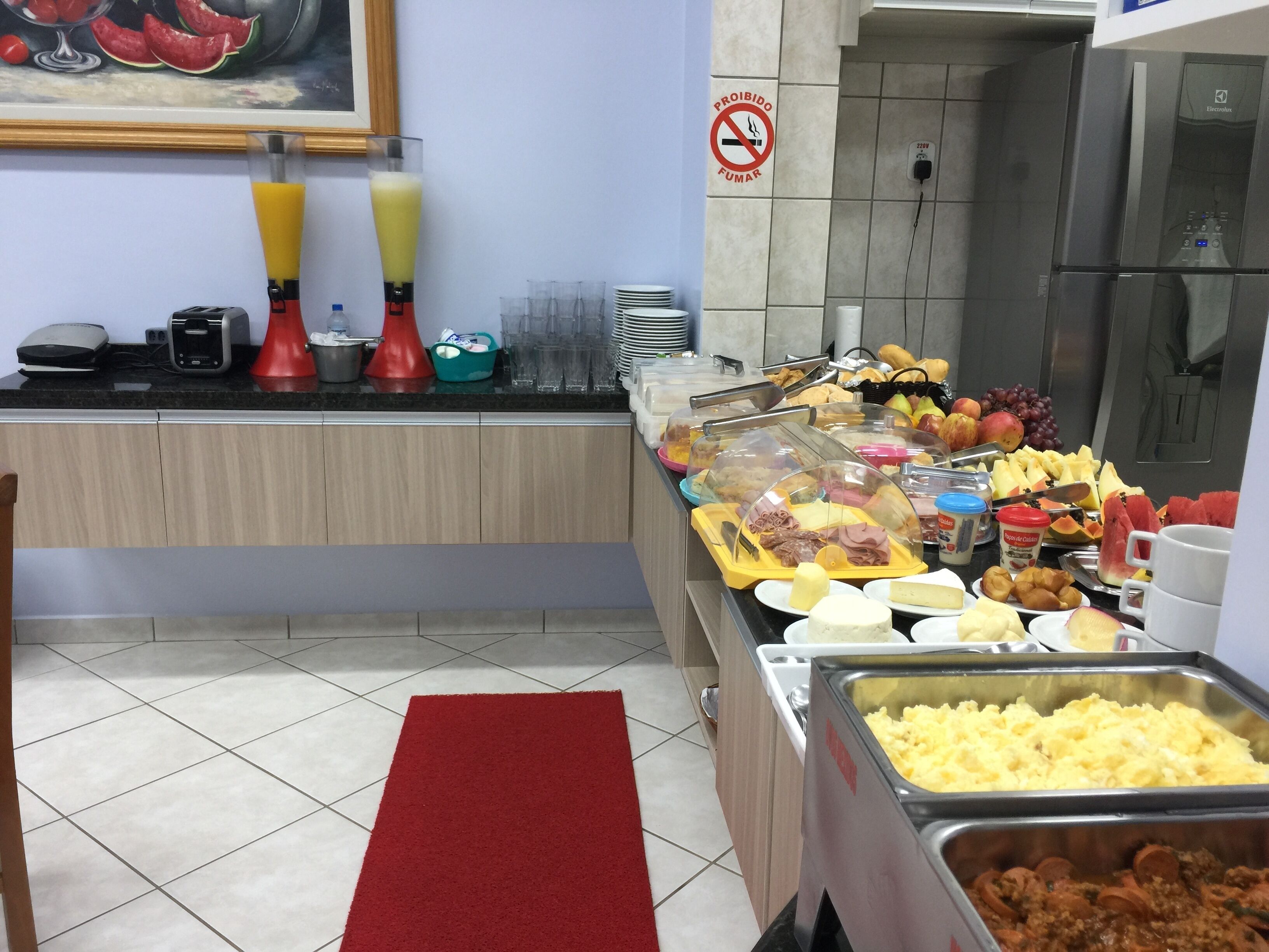 Free daily buffet breakfast
