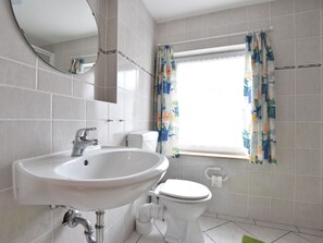 Ferienhaus | Badezimmer