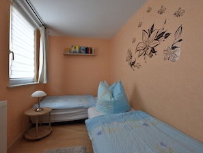 2 bedrooms, bed sheets - Ferienhaus mit Eigener Terrasse in Russow (Rerik)