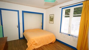 บ้านพัก | 2 ห้องนอน, ตกแต่งพิเศษโดยเฉพาะ, ผ้าปูที่นอน