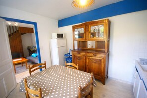 House | Tempat makan