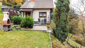 Exterior - Attractive Holiday Home in Schonbrunn With Garden (Schleusegrund)