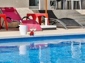 Outdoor pool - Lush Villa in Cairanne Provence With Private Pool (Cairanne)