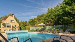 Piscine extérieure, piscine chauffée