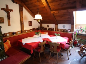 Apartment | Dining