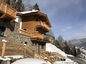Chalet | Exterior