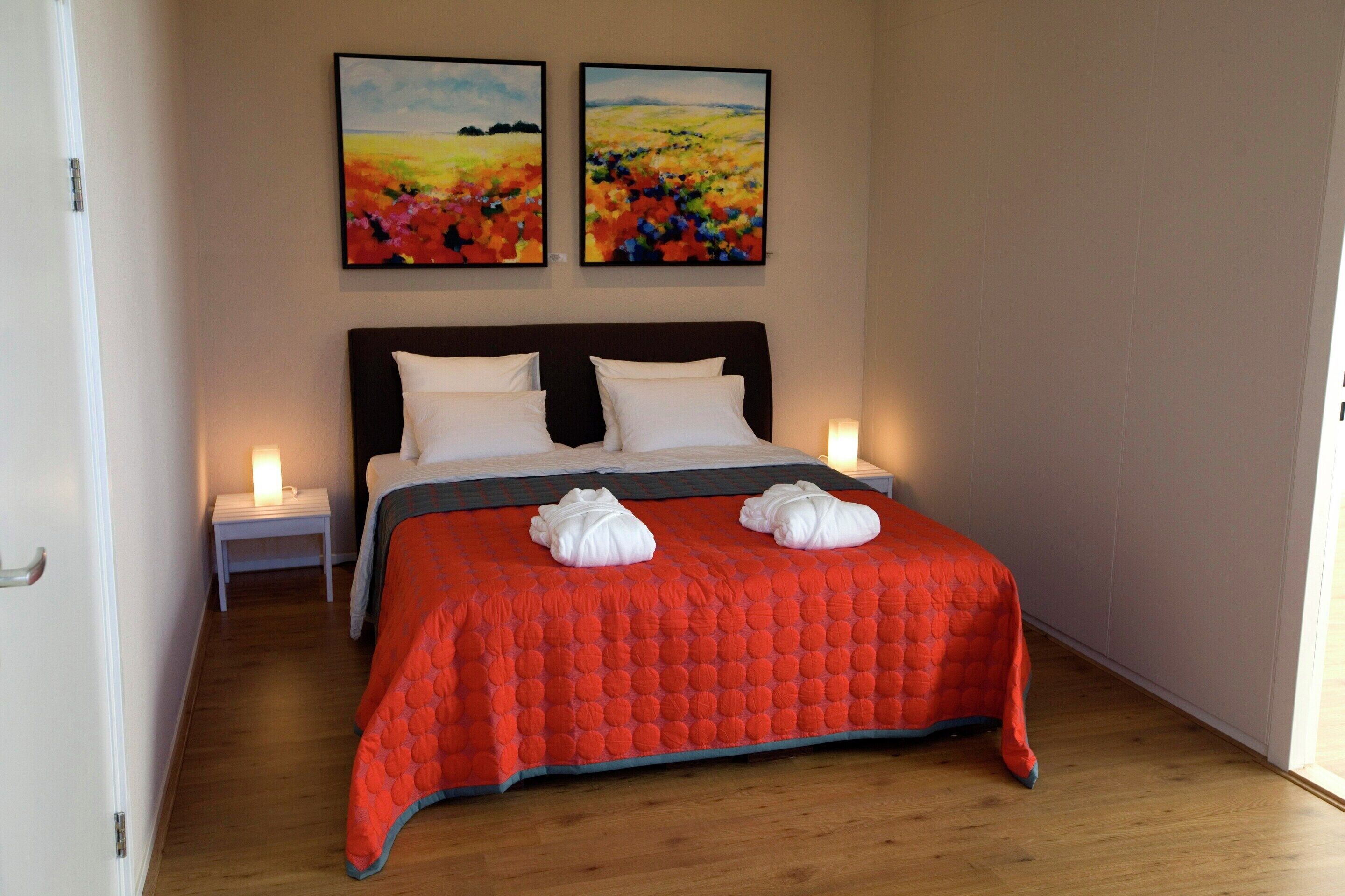Huis | 2 slaapkamers, individueel gemeubileerd, beddengoed