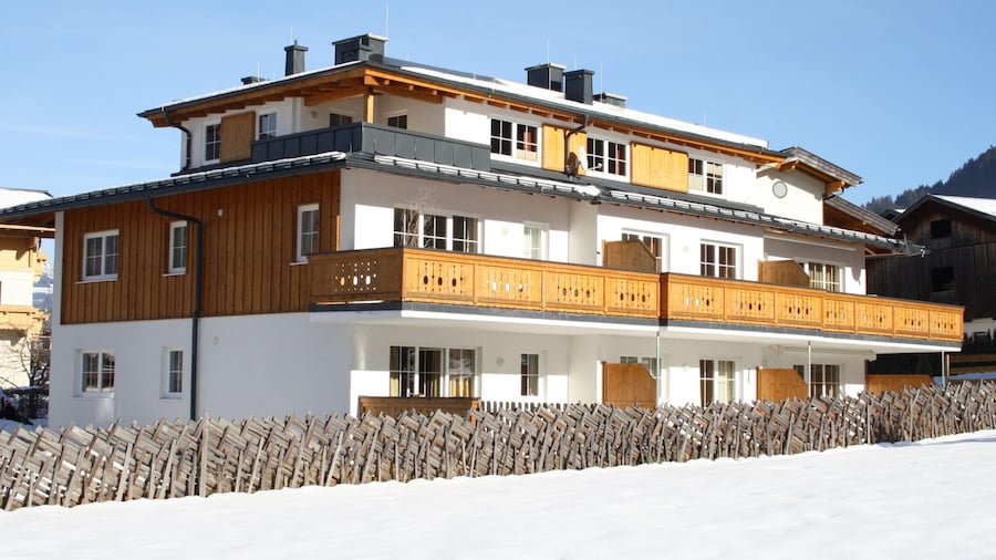 Apartment in Kaprun Near ski Lift