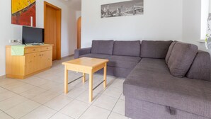 Apartment | Living room - Welcoming Apartment in Piesendorf With Balcony (Piesendorf)