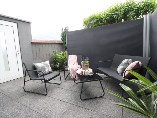 Apartment | Balcony - Modern Apartment in Niedernsill With Terrace (Niedernsill)