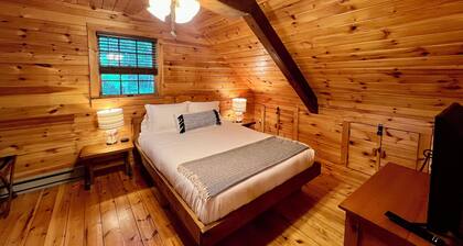 LOG CABIN, jossa on sisäuima kylpytynnyri ja pelihuone - Lemmikkieläimet tervetulleita