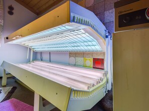 3 Schlafzimmer, individuell eingerichtet, Bettwäsche