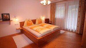 Ảnh chưa phân loại, 4 trong số 37 ảnh, nút