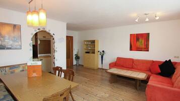 Apartment | Living room