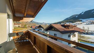 Rumah | Pemandangan dari properti