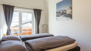 Ferienhaus | 4 Schlafzimmer, individuell eingerichtet, Bettwäsche