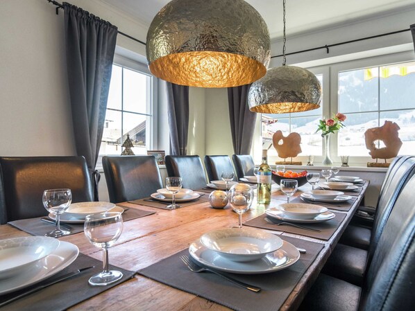 House | Dining - Holiday Home Brixen Near Skiwelt Slopes (Brixen im Thale)