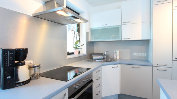 Private kitchen - Modern Holiday Home in Brixen im Thale Near Ski Bus Stop (Brixen im Thale)