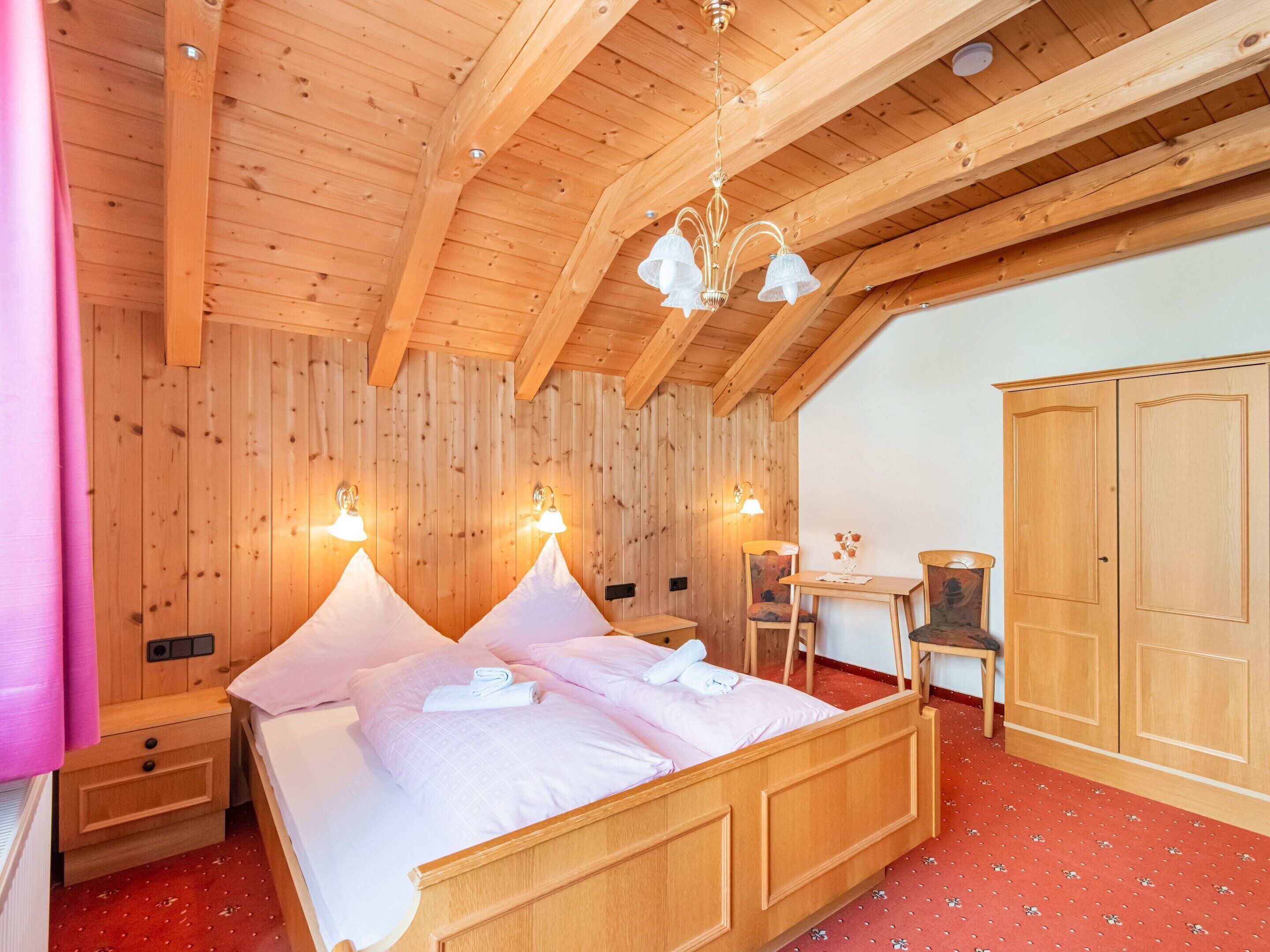 Apartment | 2 bedrooms, bed sheets