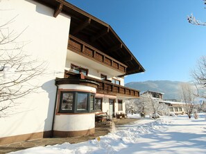 Exterior - Inviting Chalet in Kirchdorf in Tirol near City Center (Kirchdorf in Tirol)