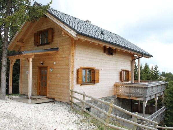 Chalet | Exterior - Wooden Chalet in Koralpe Amid the Forest (Frantschach-Sankt Gertraud)