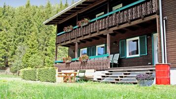 Chalet | Exterior
